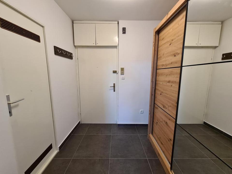 Valkane Beach Studio Apartment Pula Exterior photo
